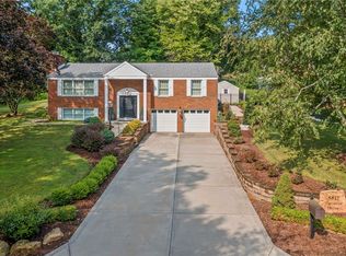 5817 Torrance Dr, Export, PA 15632