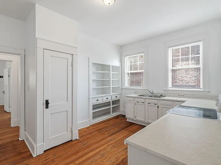 2315 Linden Ave #1 — Photo 13