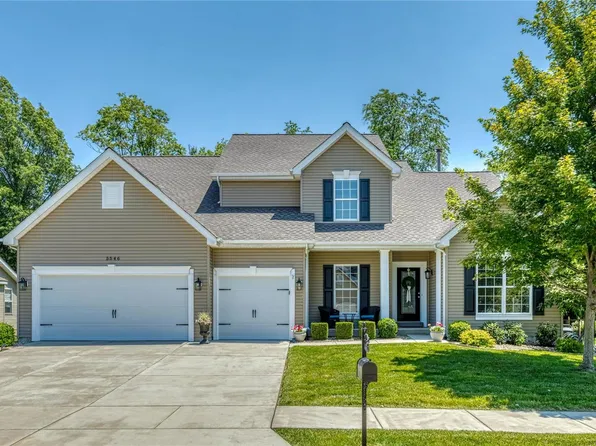 5546 Ashboro Dr, Saint Charles, MO 63304