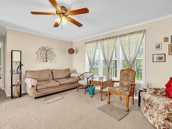 5th image of 7400 Woodbine Rd
