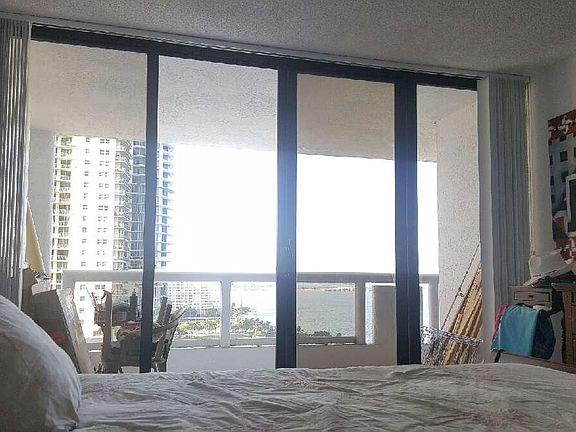 5th image of 1717 N Bayshore Dr APT 1849