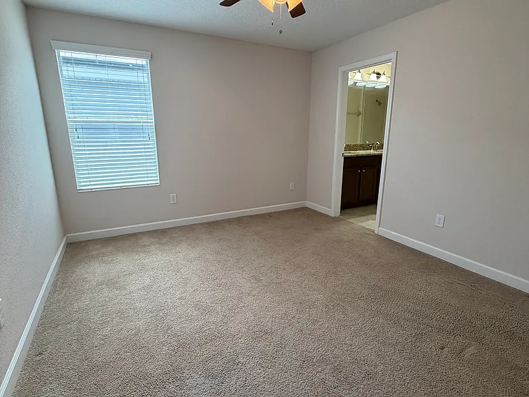 15171 Bridgewater Crossings Blvd — Photo 16