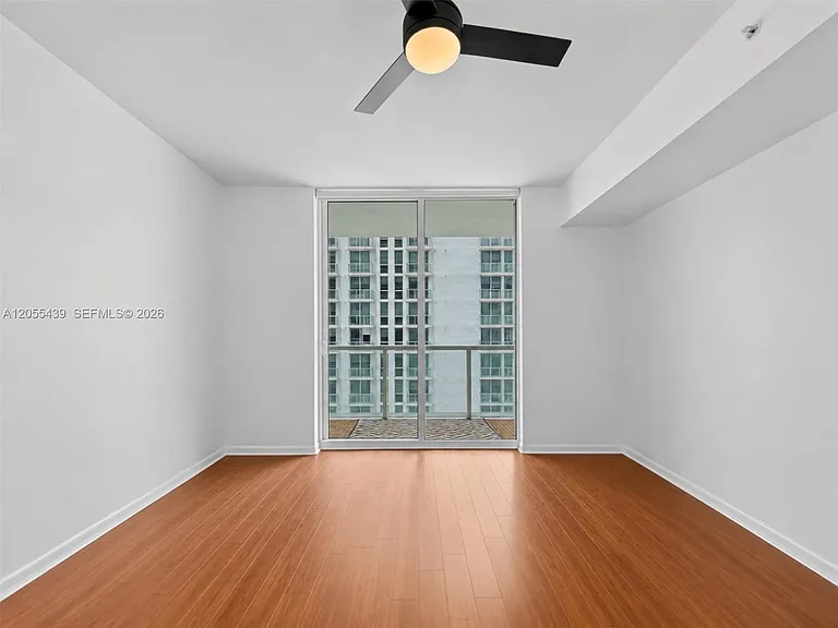 253 NE 2nd St #1804 — Photo 5