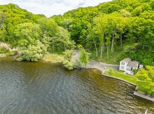 70 Avalon Trl, Webster, NY 14580