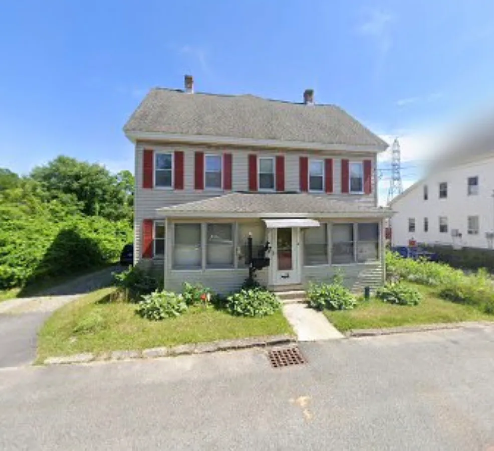 3 bed, 1300 sqft, $2,500 — Photo 1