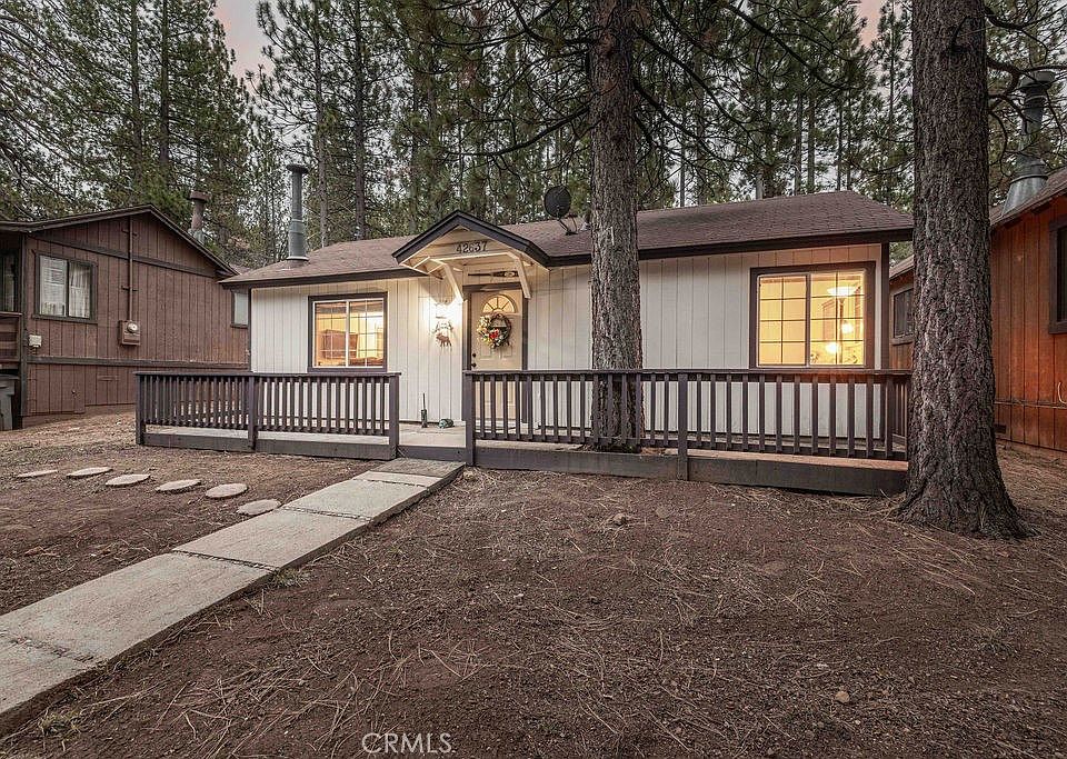 1st image of 42637 La Placida Ave