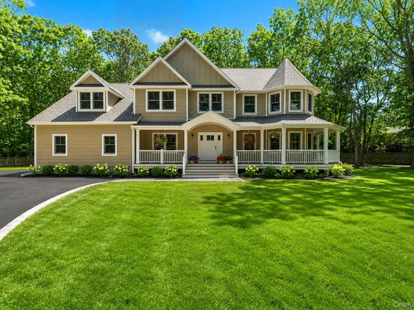 48 S Rt 25A E Route 25A, Shoreham, NY 11786