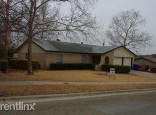 904 Laurie Ln, Copperas Cove, TX 76522