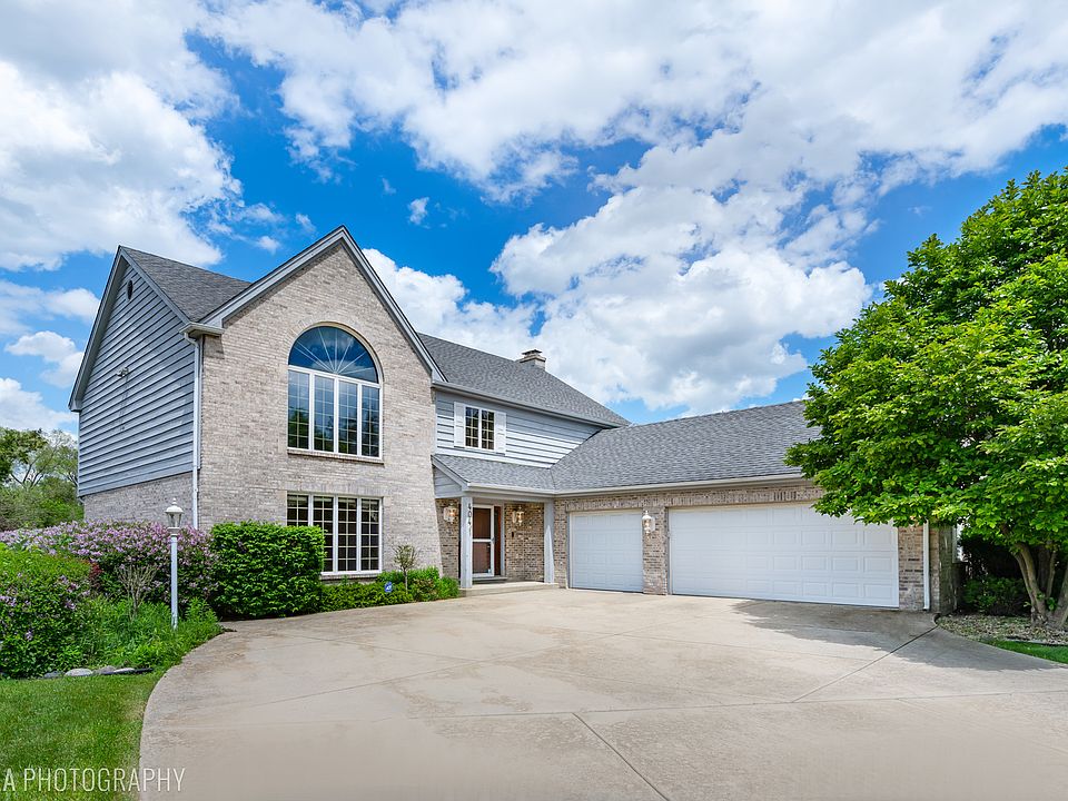 1st image of 404 E Diane Dr