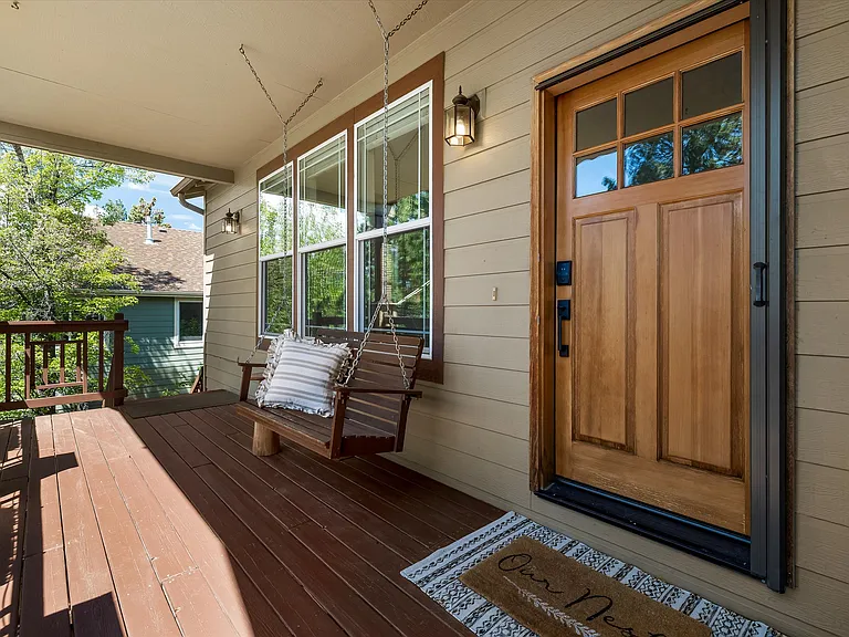 2106 NW Black Pines Pl — Photo 2