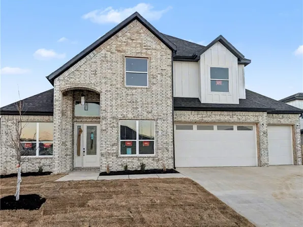 1841 Bluestem Dr, Centerton, AR 72719