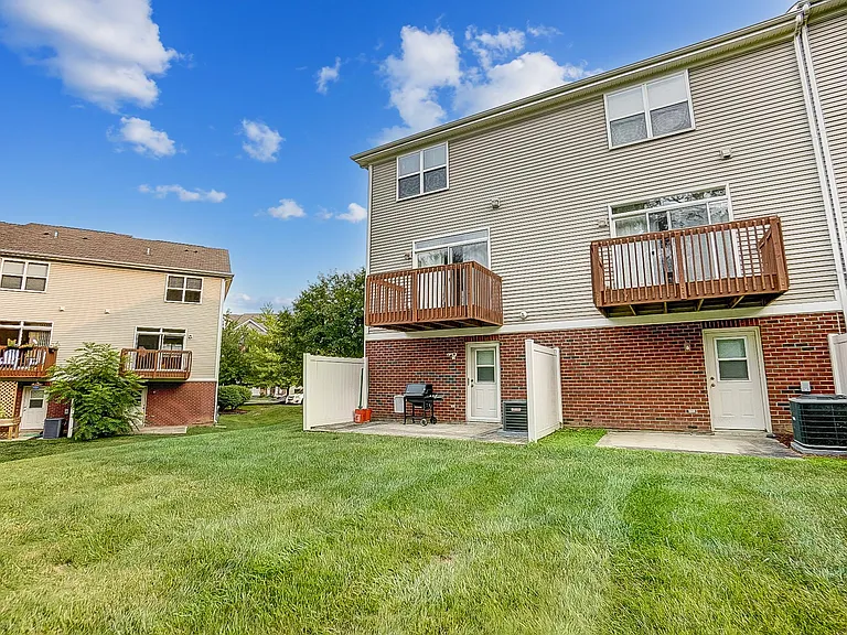 4301 Straight Arrow Rd — Photo 28