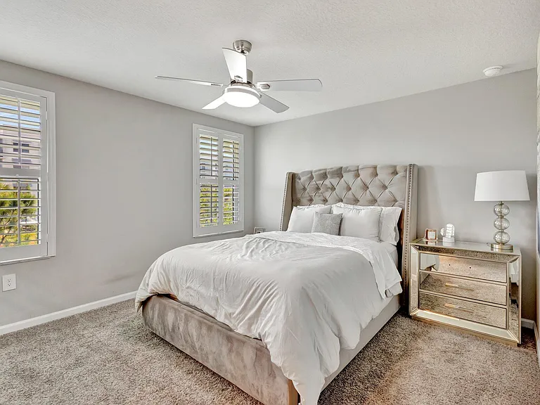 345 SE Angler Dr — Photo 35