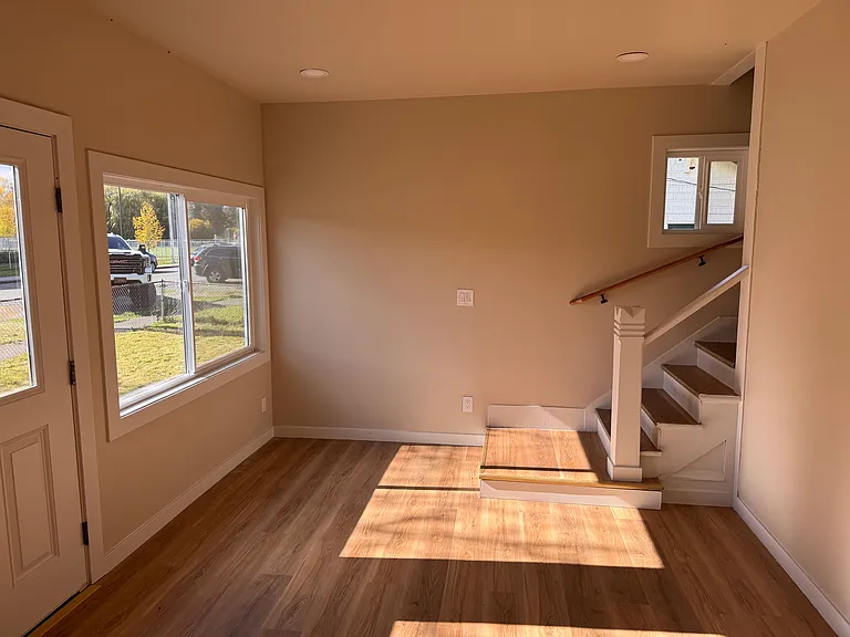 321 W Summa St — Photo 16