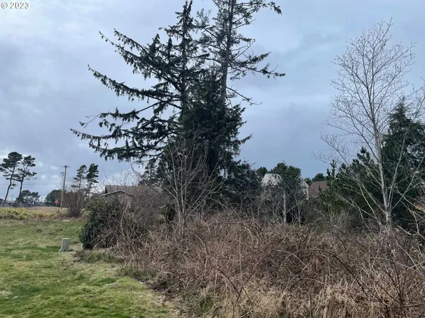 Lots 8 And 9 9th St, Seaside, OR 97138