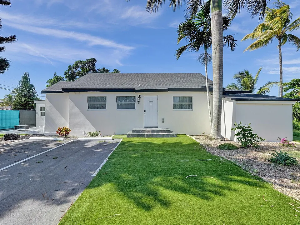 8047 NW 1st Pl