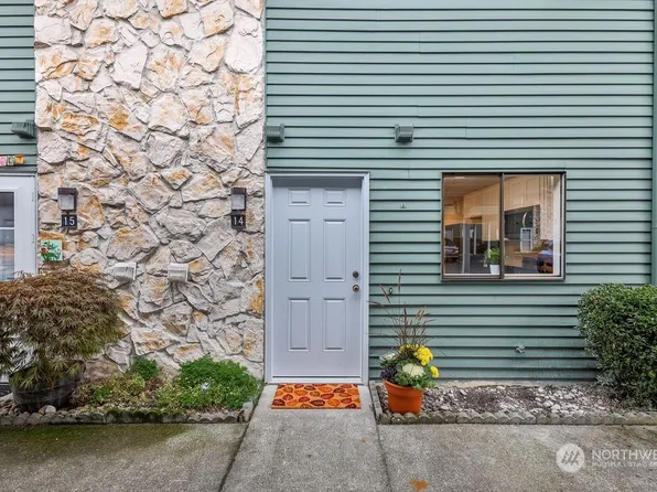 1040 S 320th Street #14, Federal Way, WA 98003