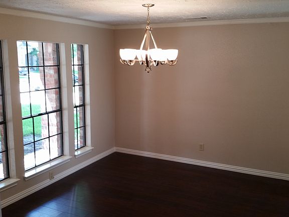 Formal Dining