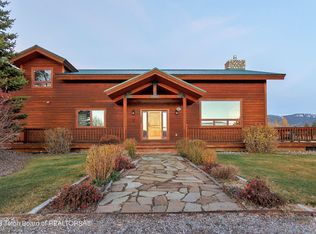 1044 Rainbow Loop, Driggs, ID 83422