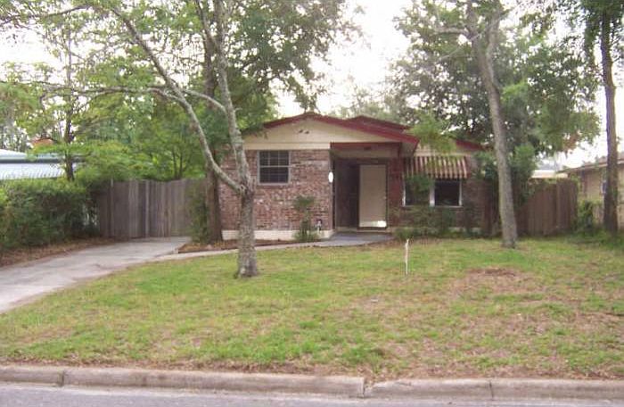 3/2 Brick/Block Home