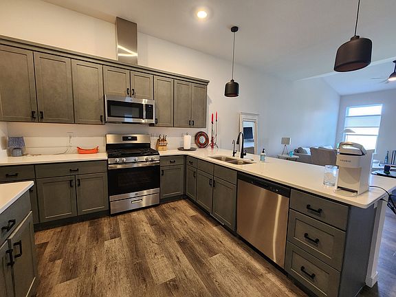 5th image of 114 Dogwood Ln