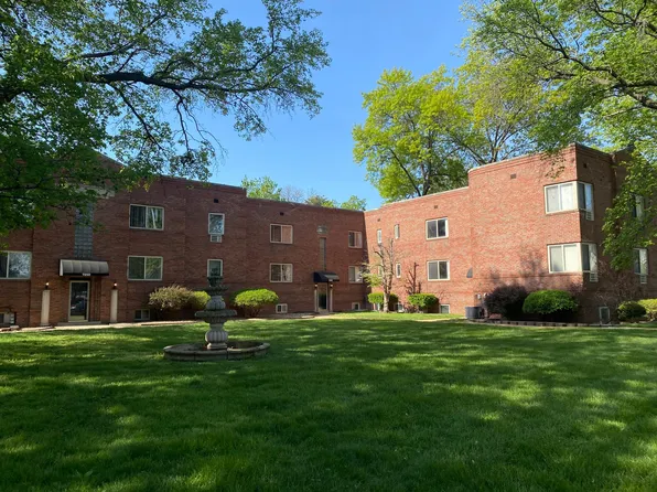 7250 Moller Ave APT 4, Maplewood, MO 63143