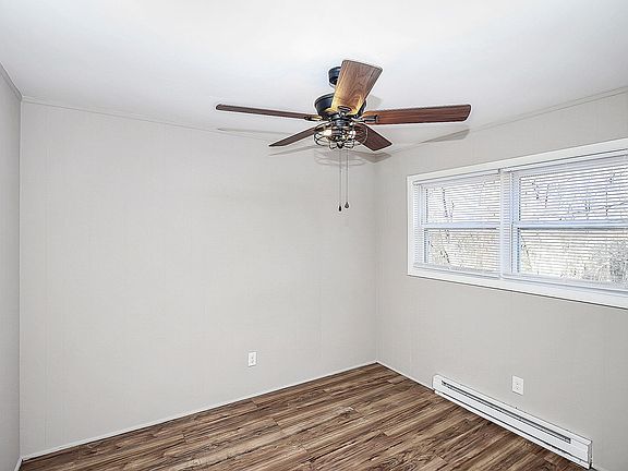 5th image of 2700 Pitts Dr #2704
