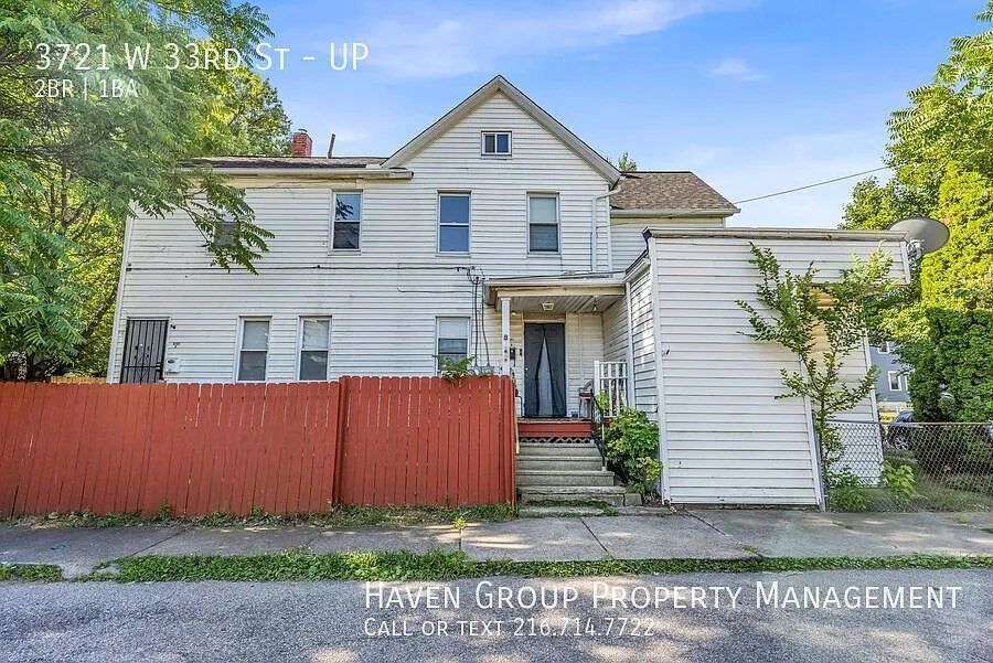 3721 W 33rd St | UP, Cleveland, OH 44109 - Spacious 2-bed 1-bath multi-family home! — Photo 1