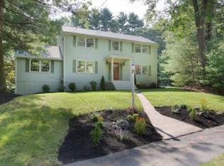 18 N Hill Dr, Lynnfield, MA 01940