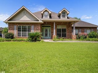 639 Weeping Willow St, Fairhope, AL 36532