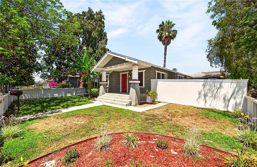 2 bed, 960 sqft, $4,000 — Photo 4