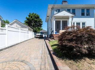 21811 39th Ave FLOOR 1, Bayside, NY 11361