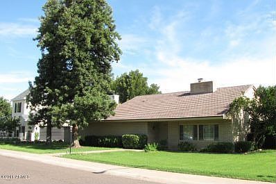 1st image of 217 E Glenn Dr