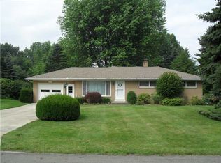 1830 Apple Dr, Fairview, PA 16415