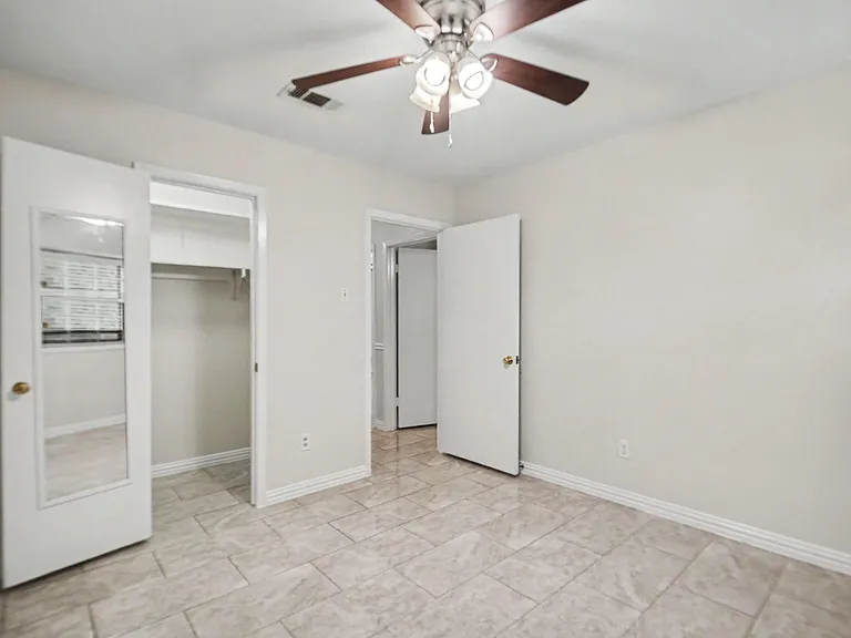 5726 Ettrick Dr — Photo 17