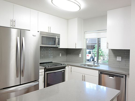 5th image of 1 Forest Glen St #2
