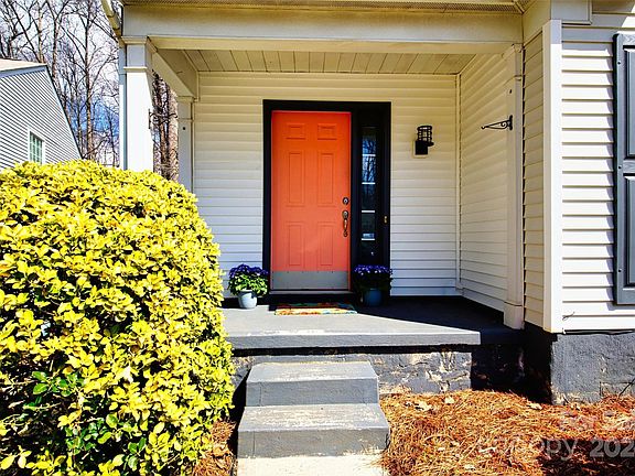 2nd image of 1542 Rumstone Ln