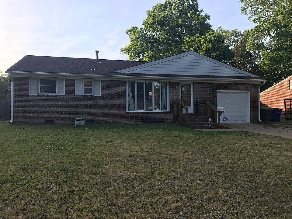 1st image of 22 Teakwood Dr