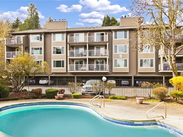 210 Mt Park Boulevard SW #F303, Issaquah, WA 98027