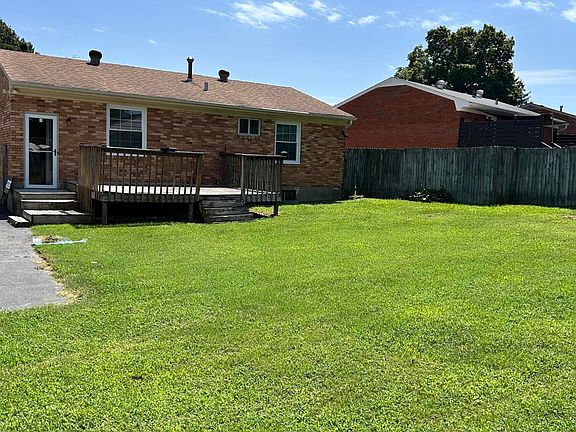 2nd image of 11602 Maple Way
