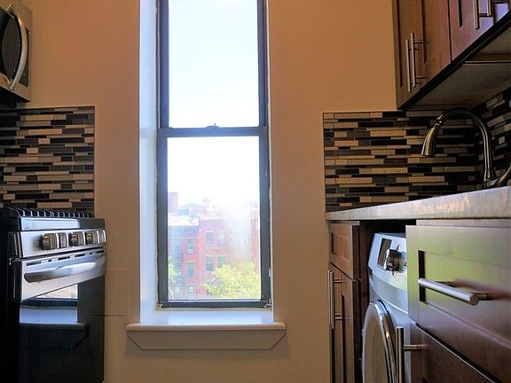 4th image of 1572 Lexington Ave APT 5A