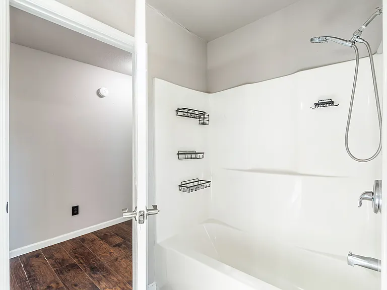 110 Humphrey Way — Photo 14