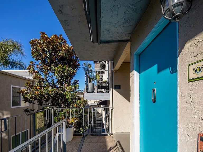 Golden Pacific Apartments — Photo 14