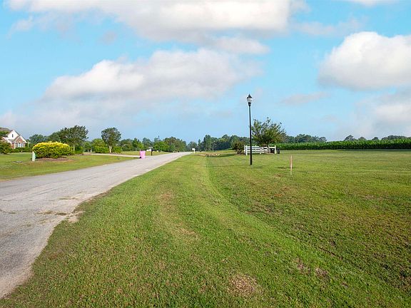3rd image of 185 Buie Farm Ln