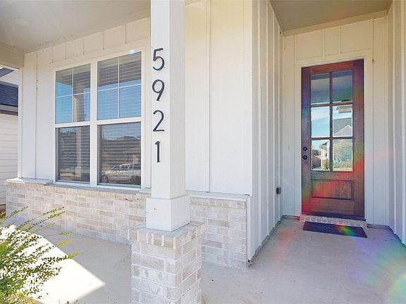 2nd image of 5921 Eldora Dr
