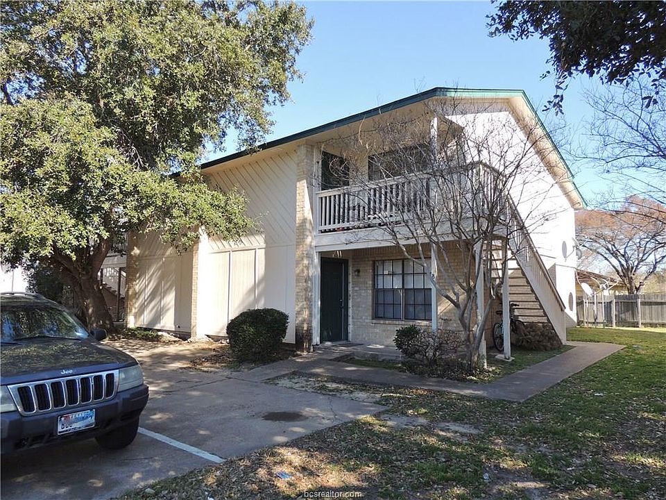 1st image of 812 Navarro Drive #A-d