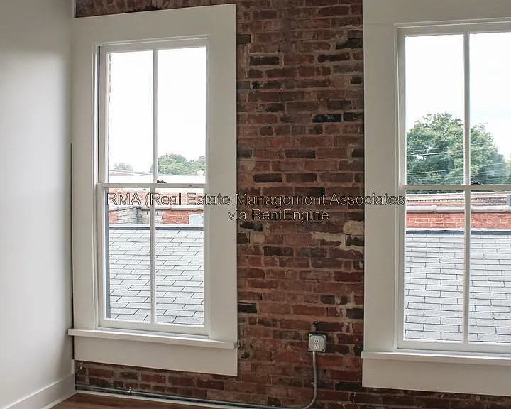 4 Zebulon St #2E — Photo 14