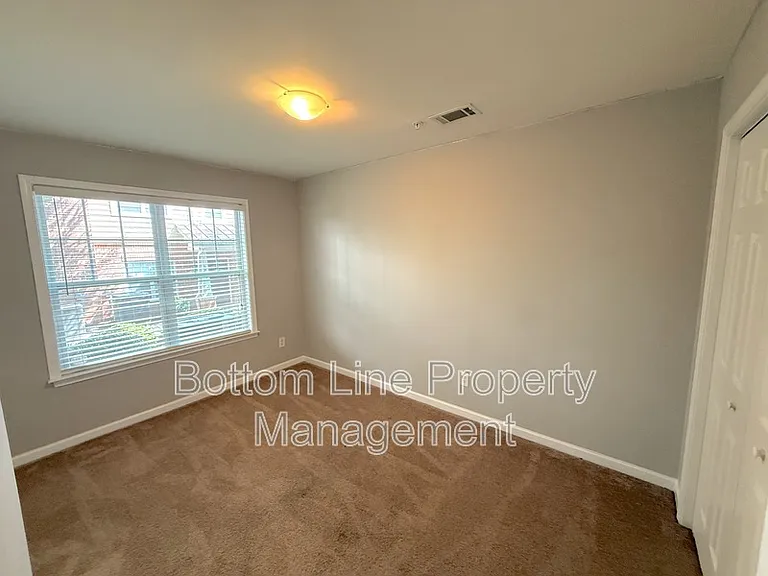 1131 Ilana Ct — Photo 3