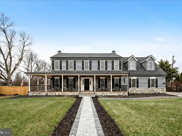 978 Old Charles Town Rd, Berryville, VA 22611