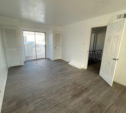 3rd image of 812 Ortiz Dr SE APT 1